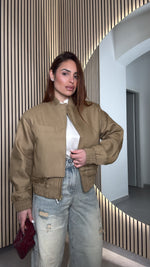 Bomber aly