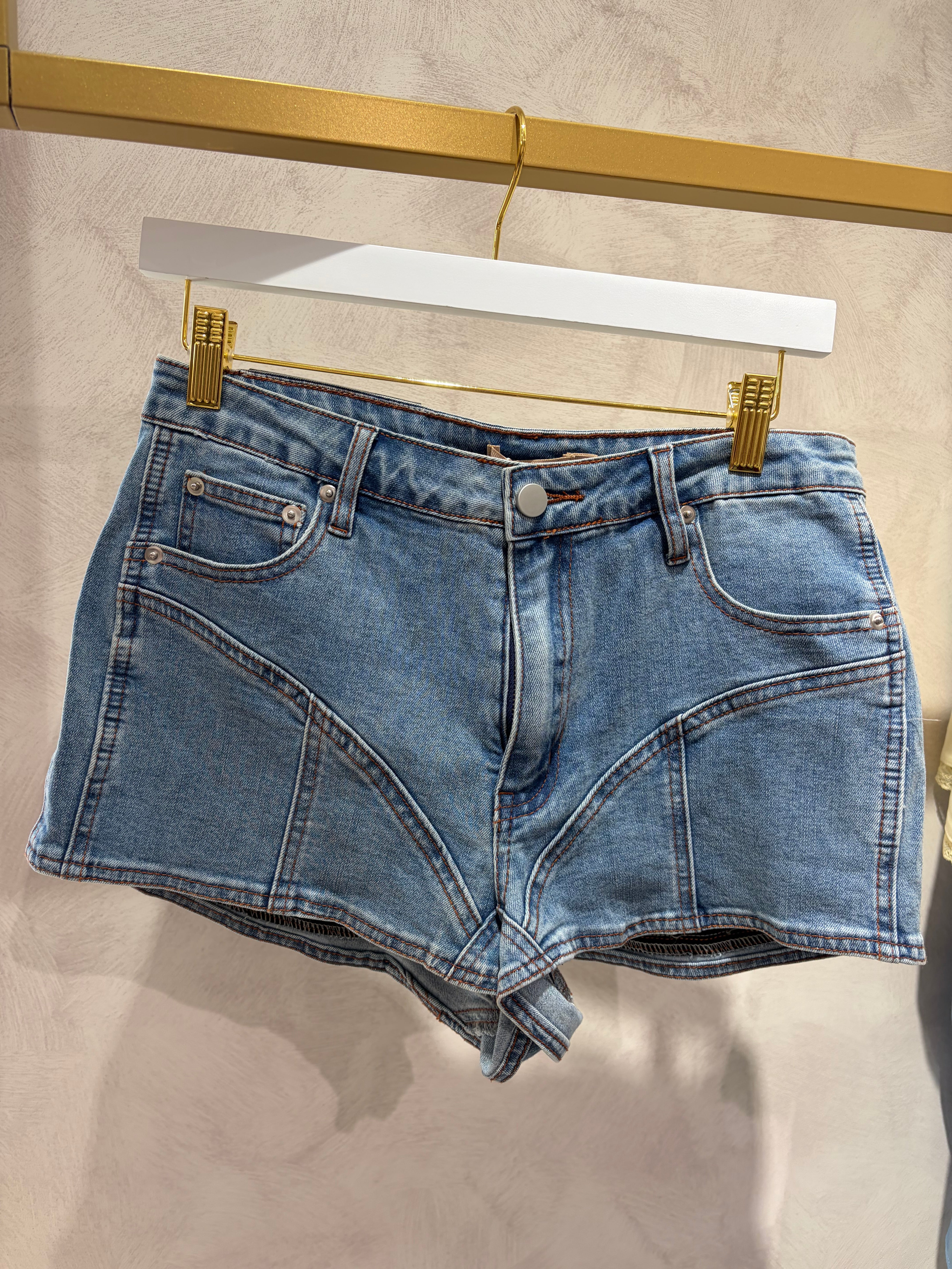 Shorts mug