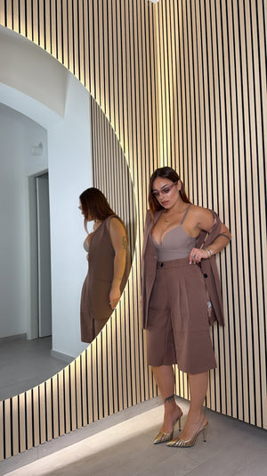 Tailleur smanicato