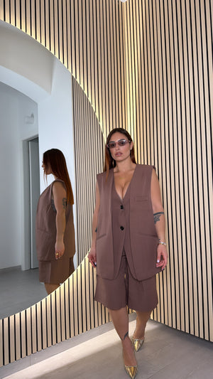 Tailleur smanicato