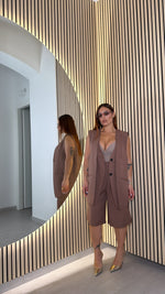 Tailleur smanicato